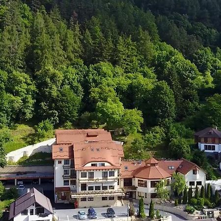 Hotel Kolping Brașov Exterior foto